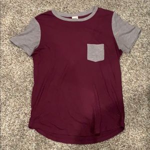 Burgundy and Grey pocket t-shirt